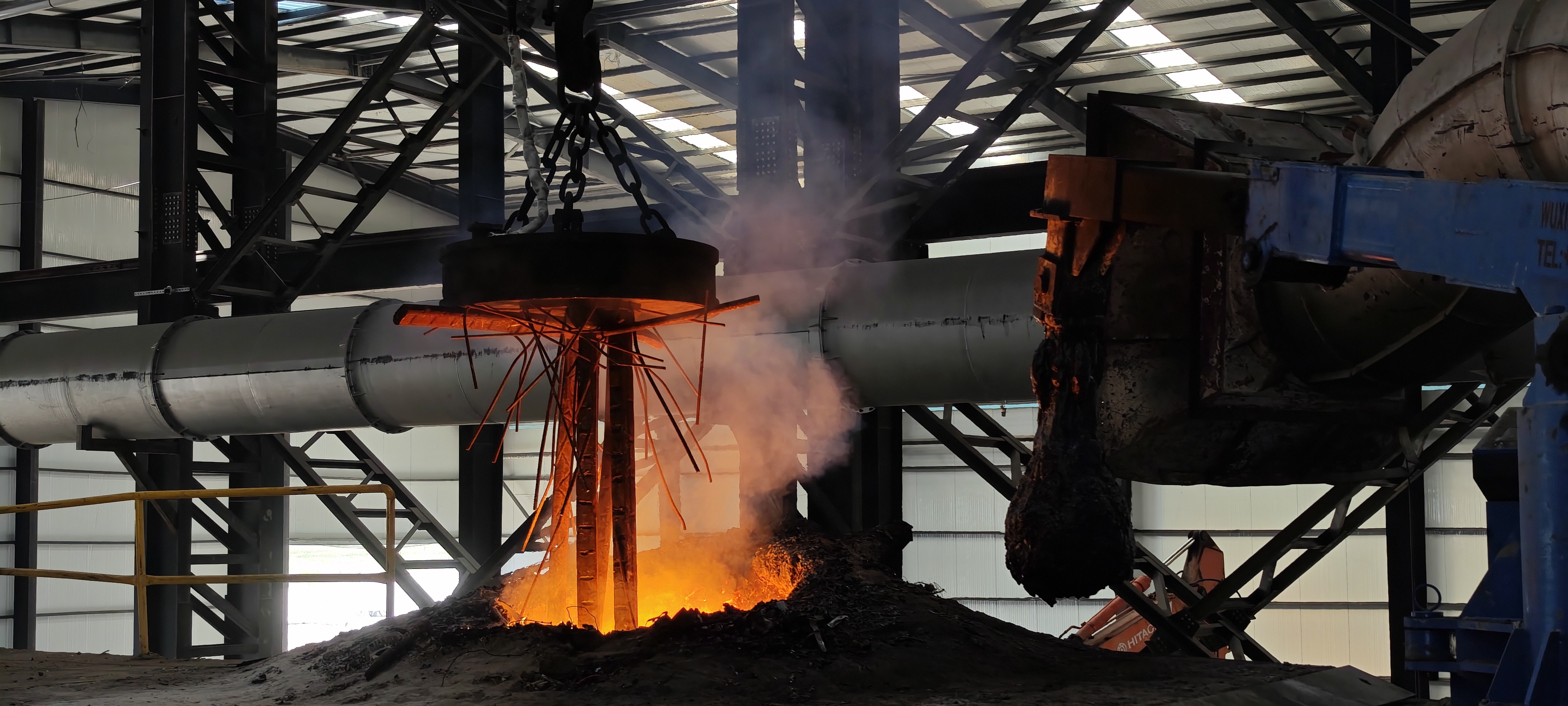 Red-hot steel billets from the Sabaeek continuous casting machine